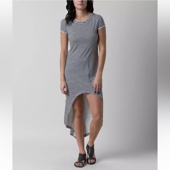 Billabong Bright Night Striped High-Low Dress Sz Medium - Picture 1 of 7
